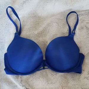 Victoria's Secret Push Up Bra 34C